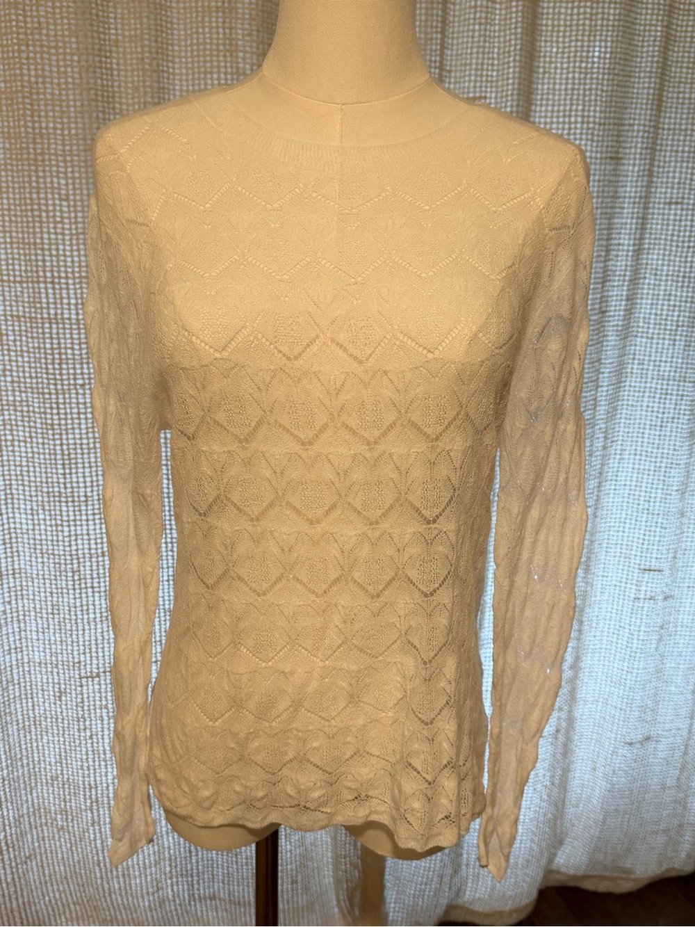 Vince Cream Fine Lace 3/4-Sleeve Crewneck Top